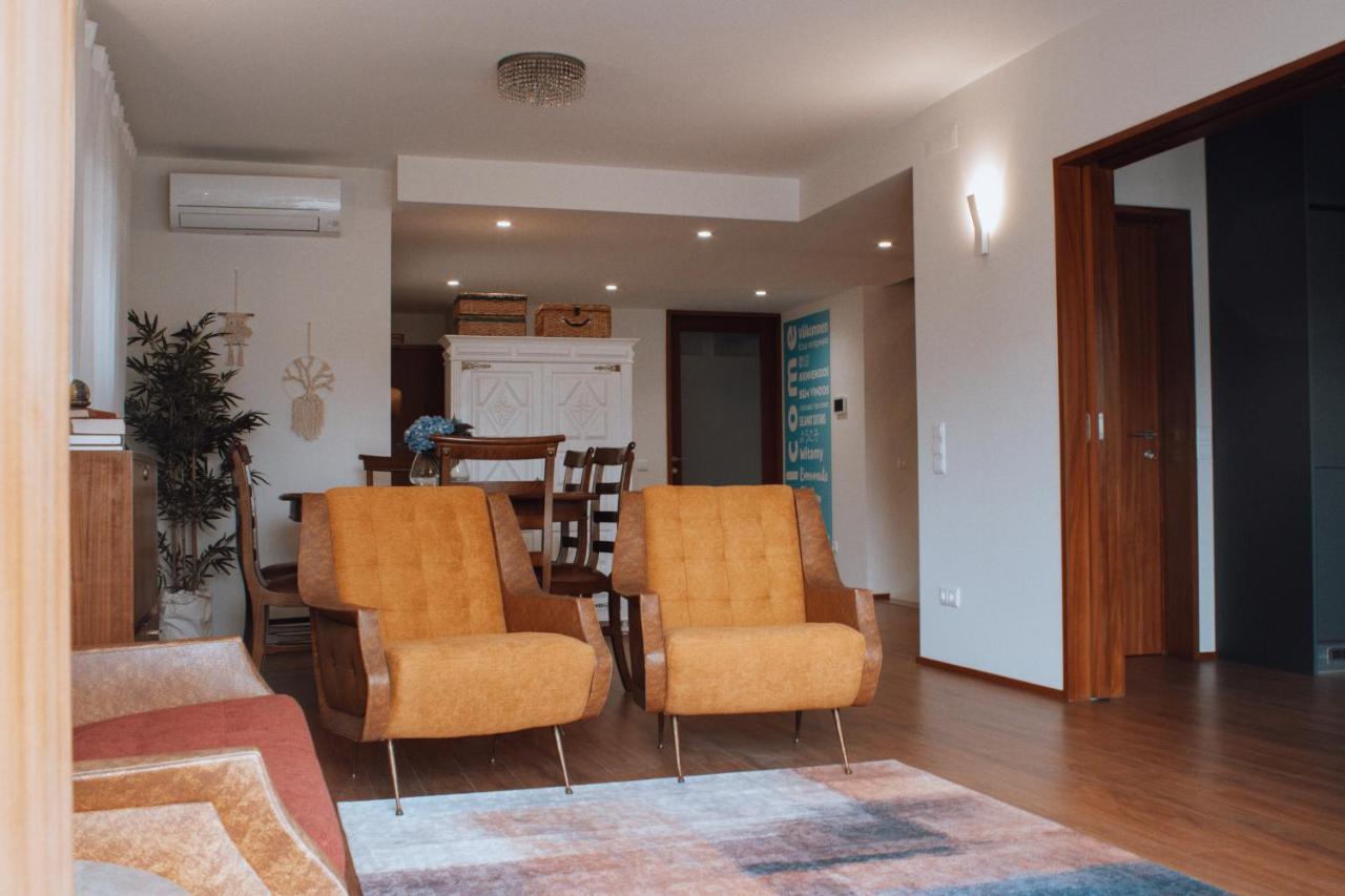 Ferienwohnung Rota - Opo Airport House Maía Exterior foto
